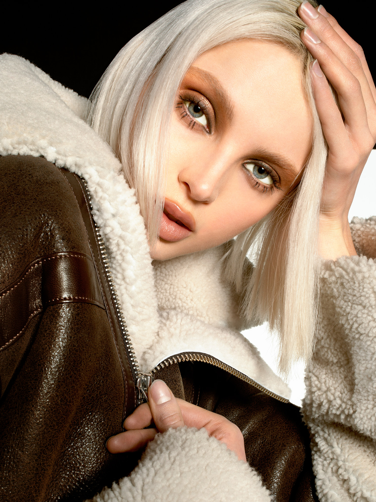 BOMBER DIN BLANA NIDA