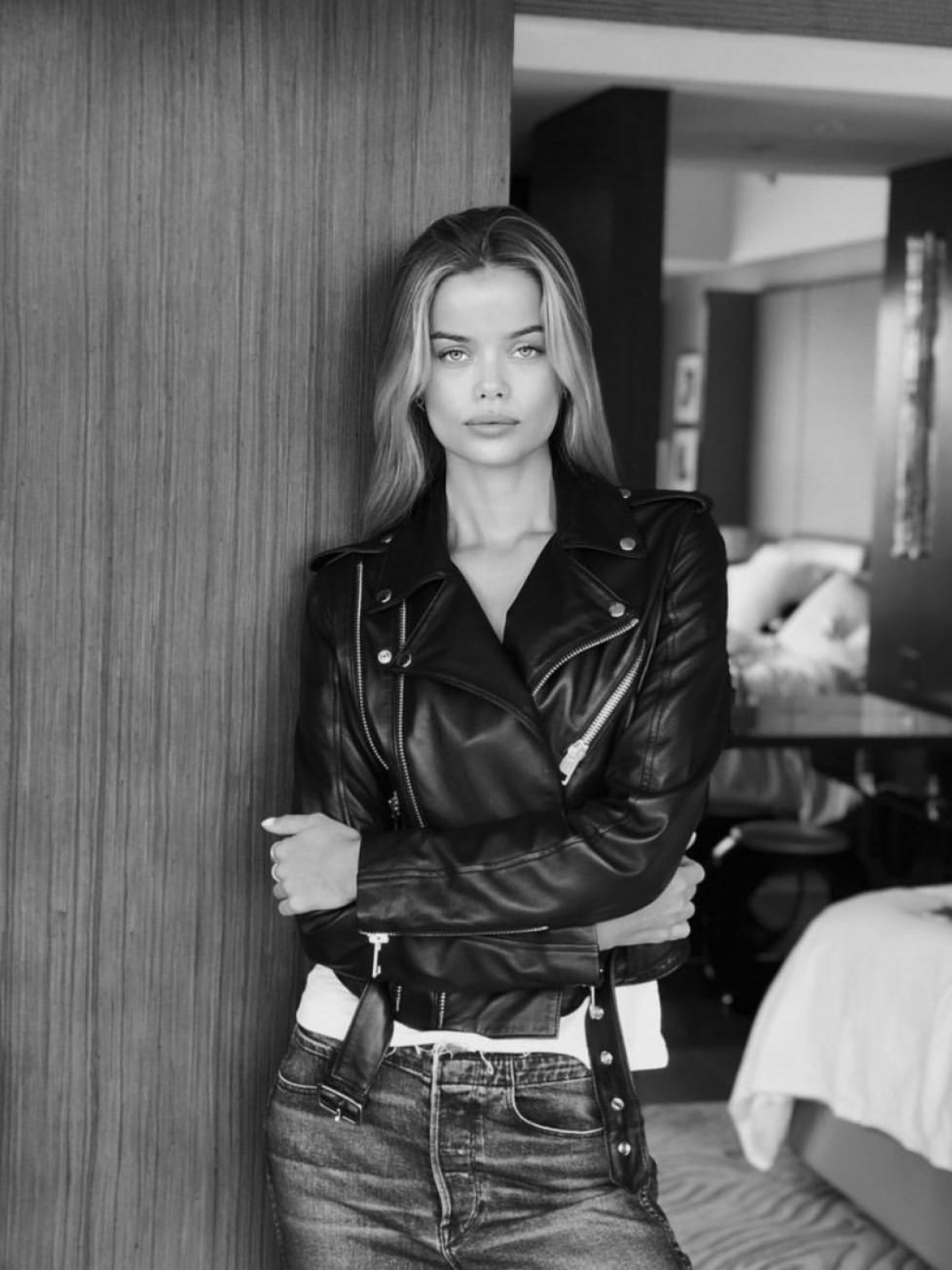 CROPPED  BIKER  JACKET