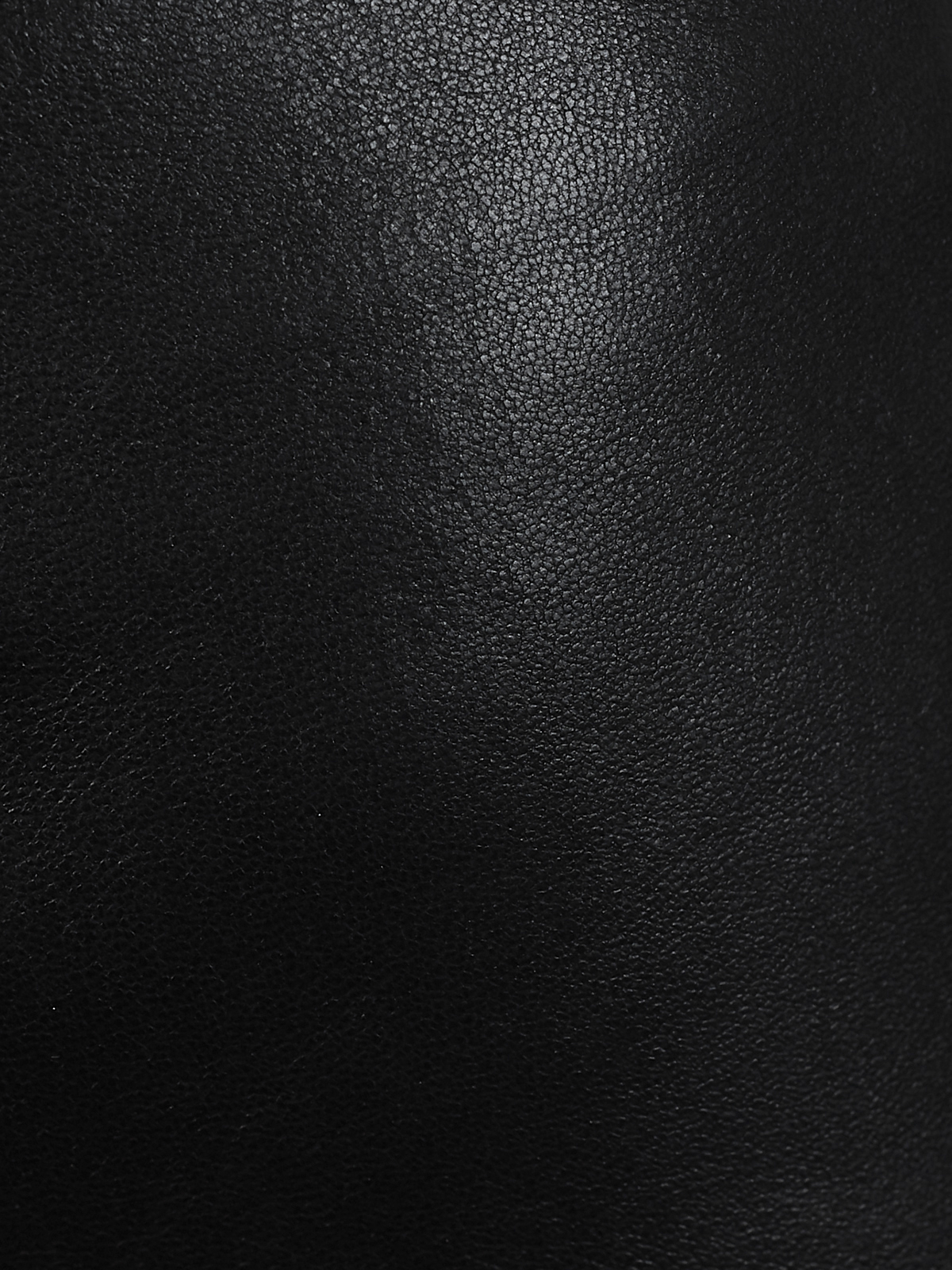 PANTALON SCURT DIN PIELE ELASTICA