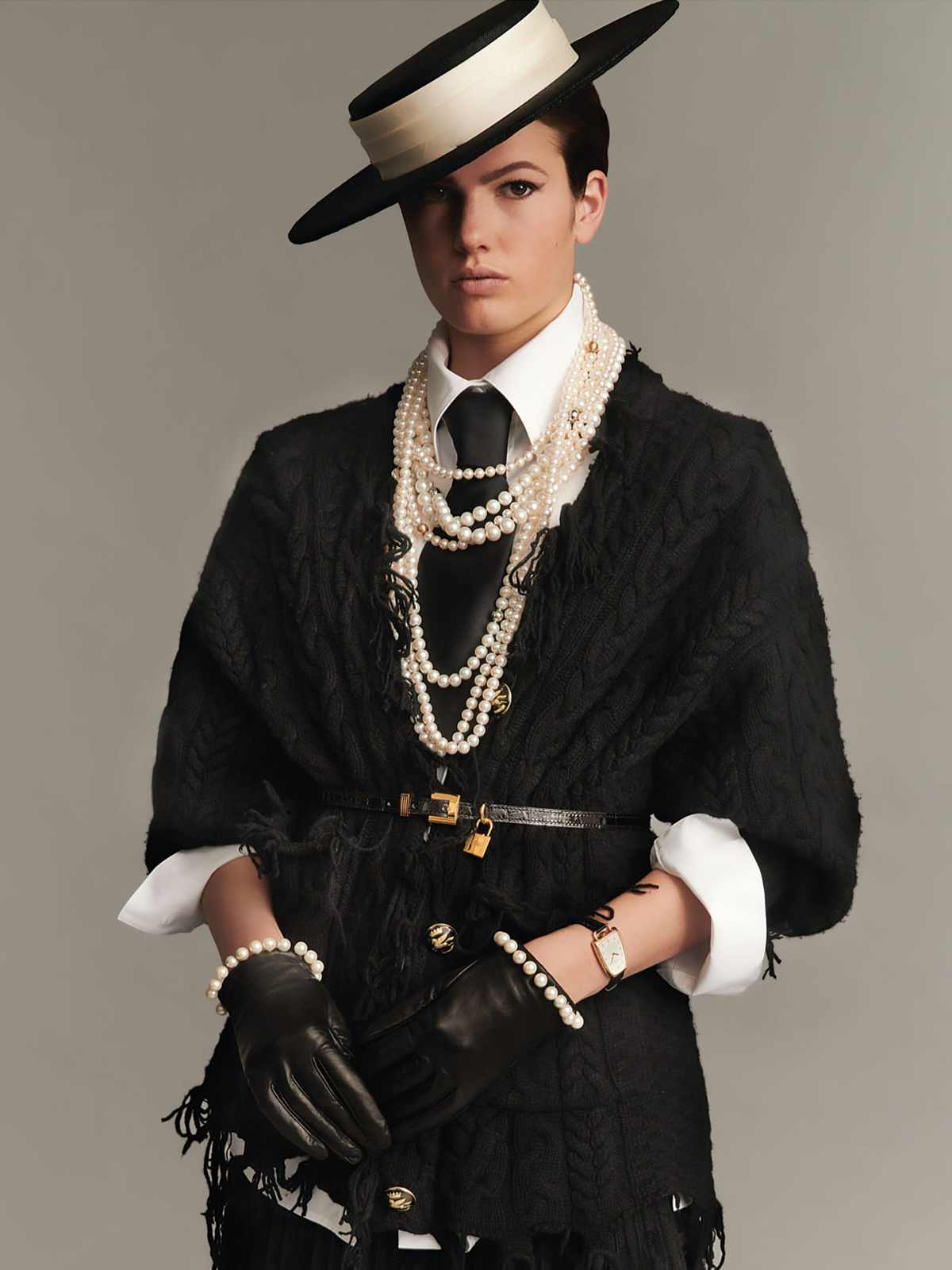 MANUSI SCURTE CU PERLE 